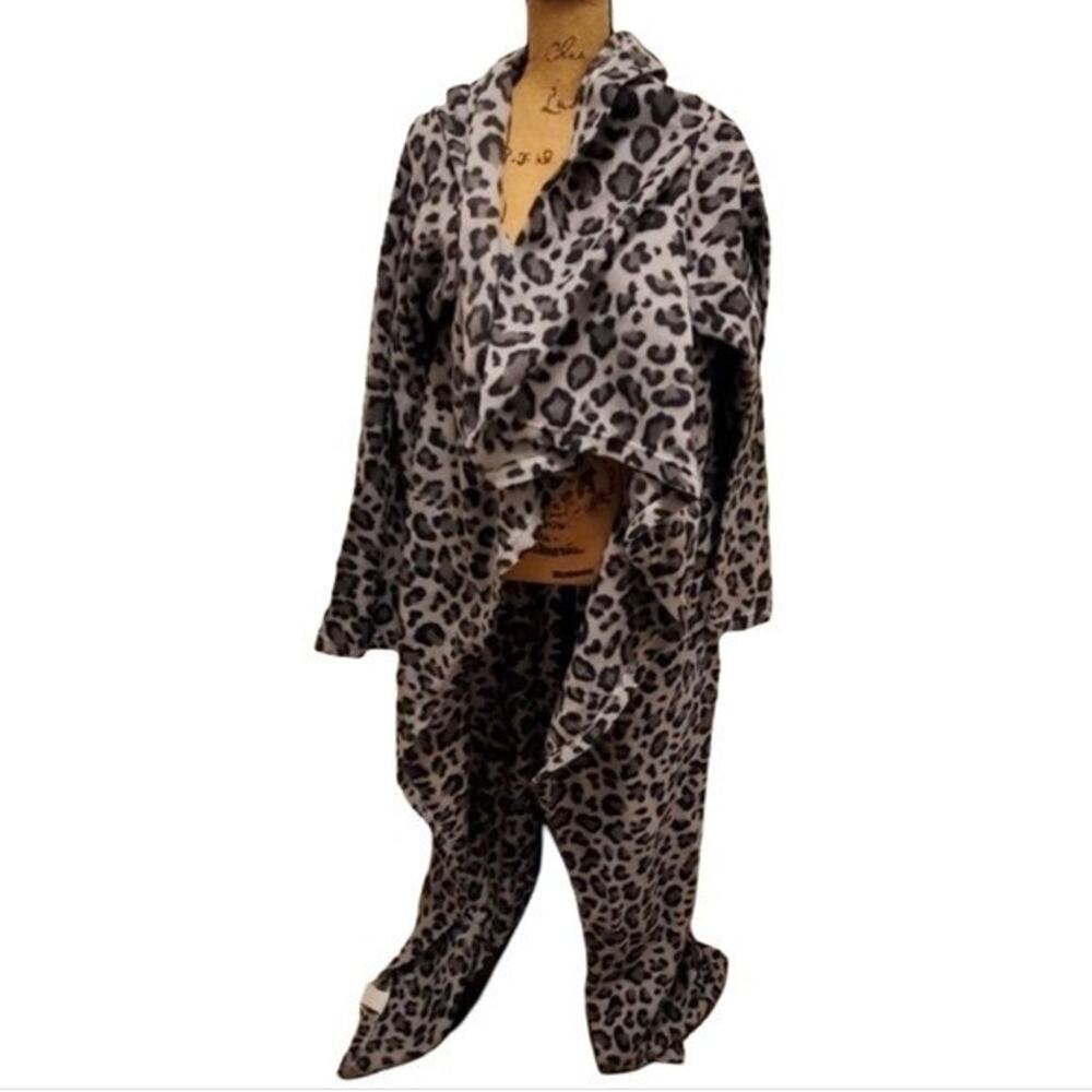 Cozy Leopard Print Fleece Hooded Robe Pajama Snuggie Blanket Lounge Wear